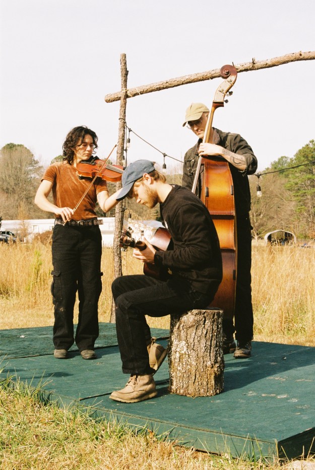 Magic Tuber Stringband by Libby Rodenbough